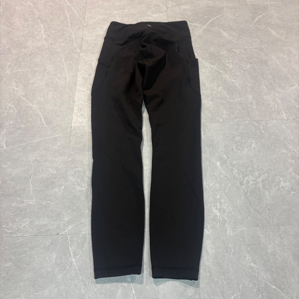 Lululemon Womens High Rise Athletic Leggings with Pockets Black 25 Inseam